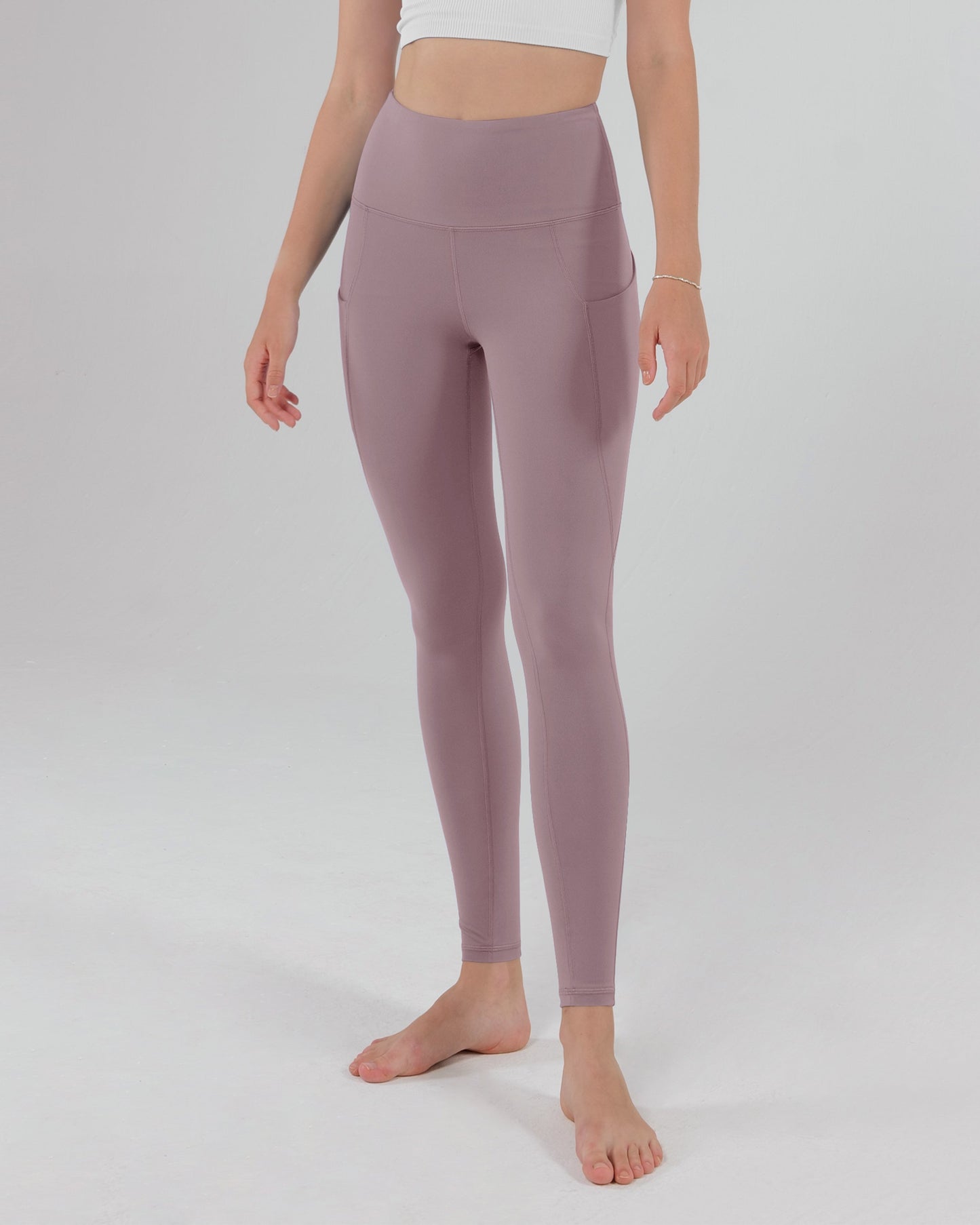 28" High Waisted Yoga Leggings with Pockets